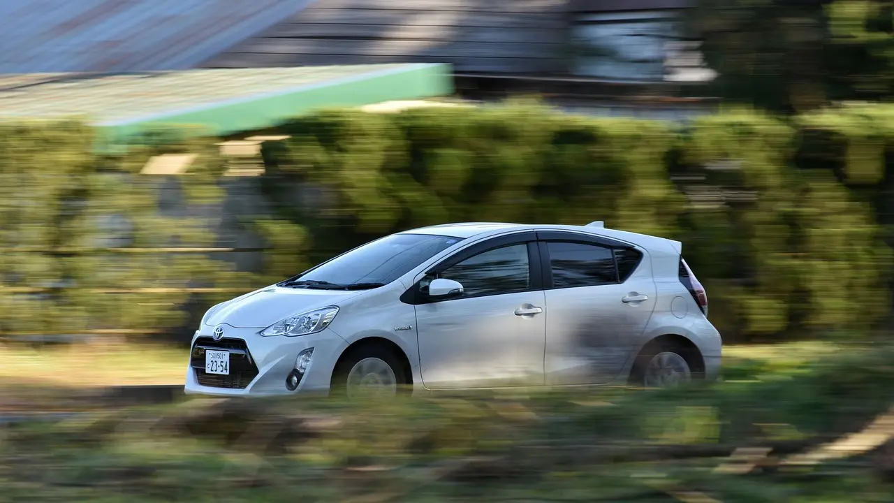 Hybrides et énergie locale : révolution automobile